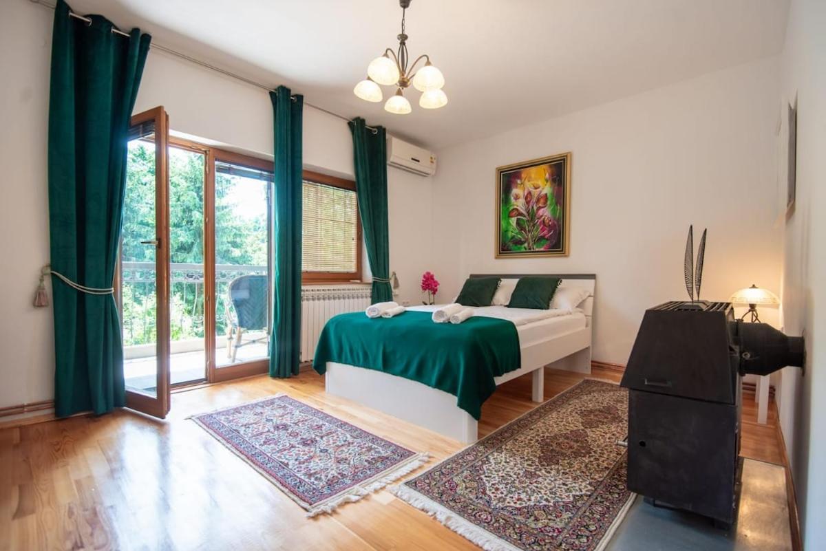 6Bdr Home In Nature Apartment *